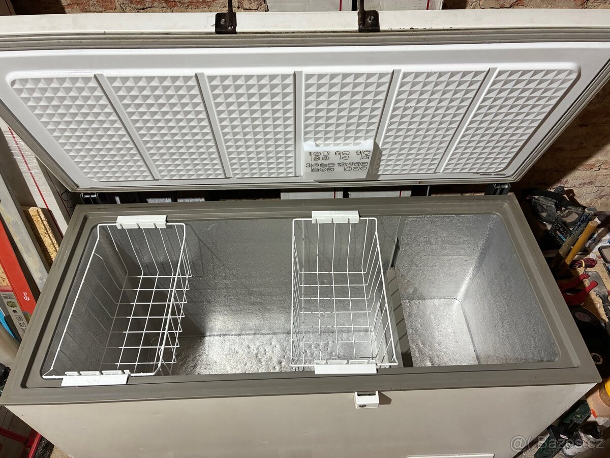 Prodám pultový mrazák. - 2