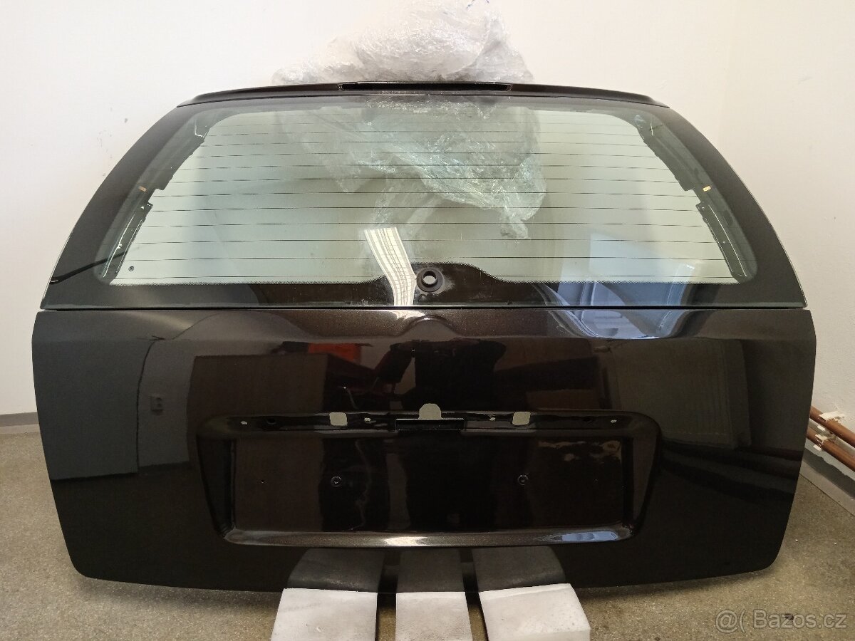 Páté dveře Škoda Octavia 1 kombi - 2