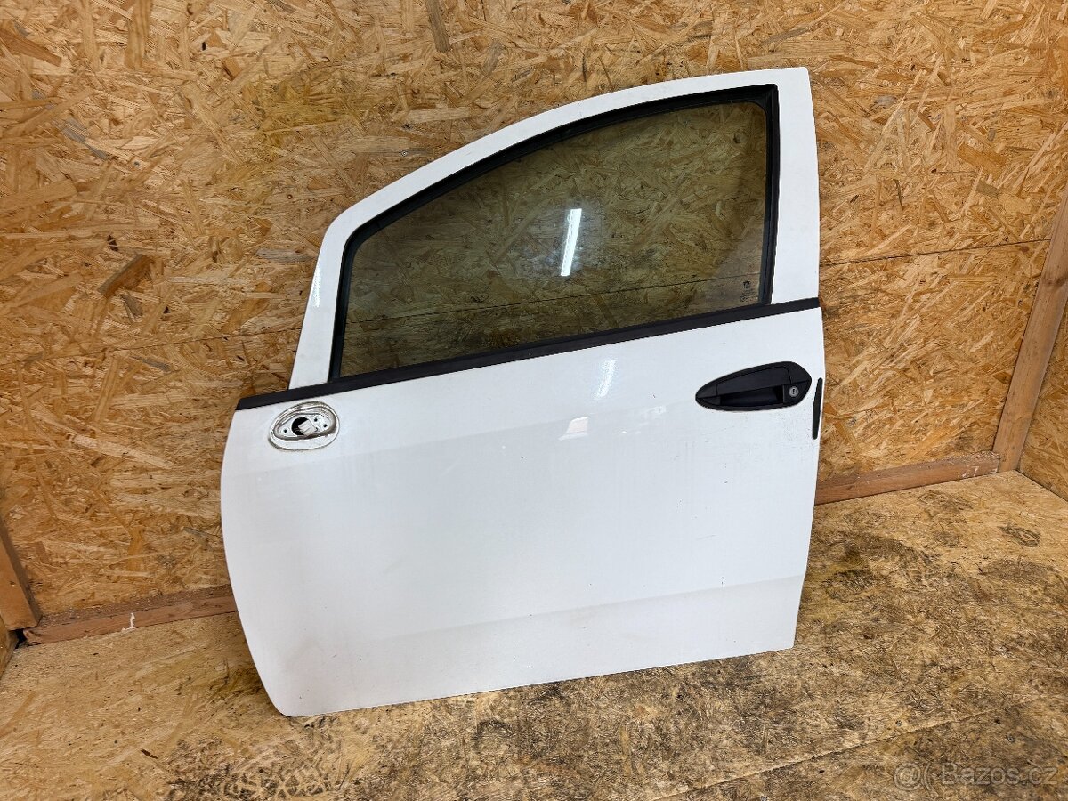 LEVÉ PŘEDNÍ DVEŘE FIAT LINEA - 2