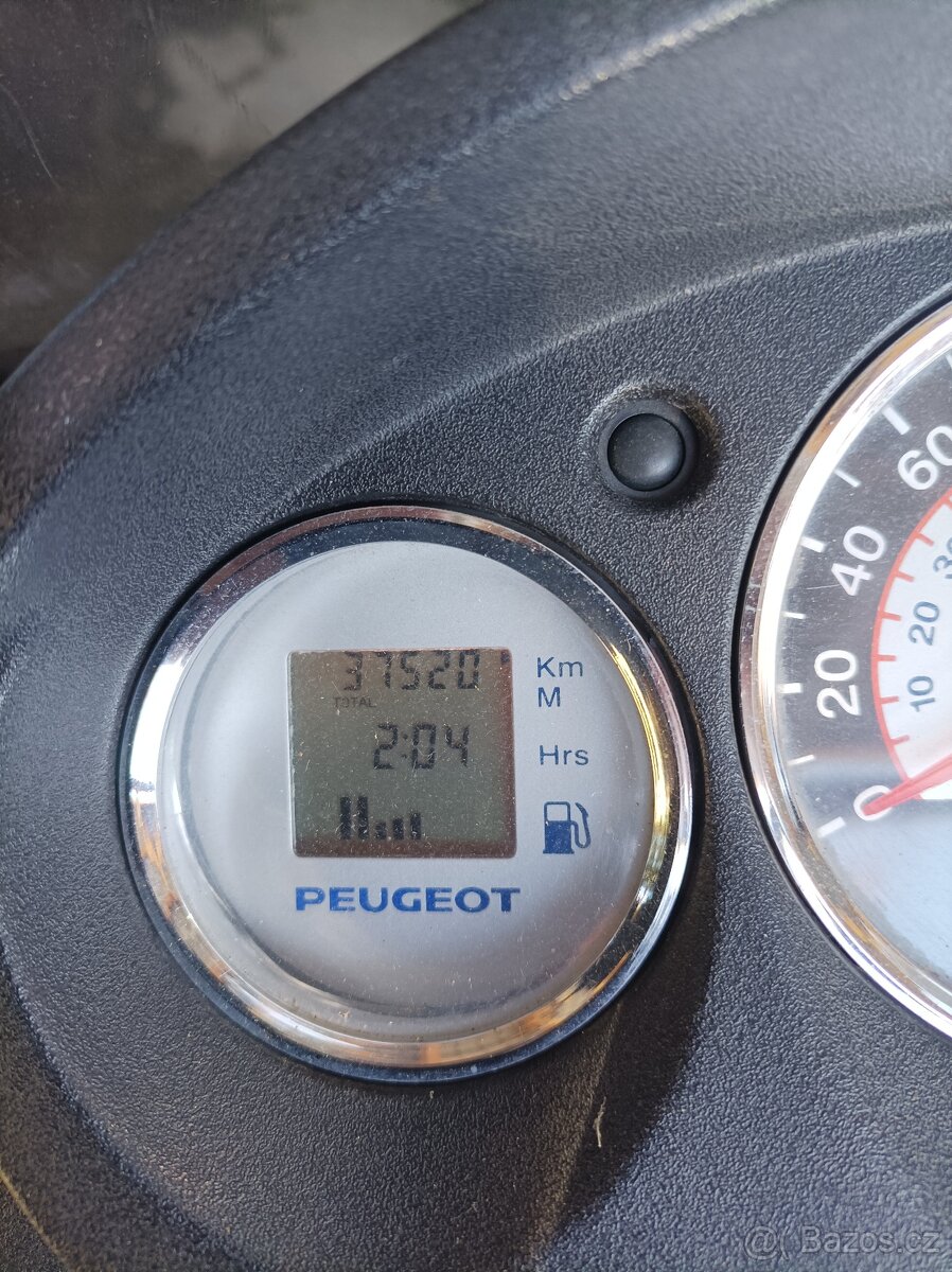 Peugeot Geopolis 400 - 2