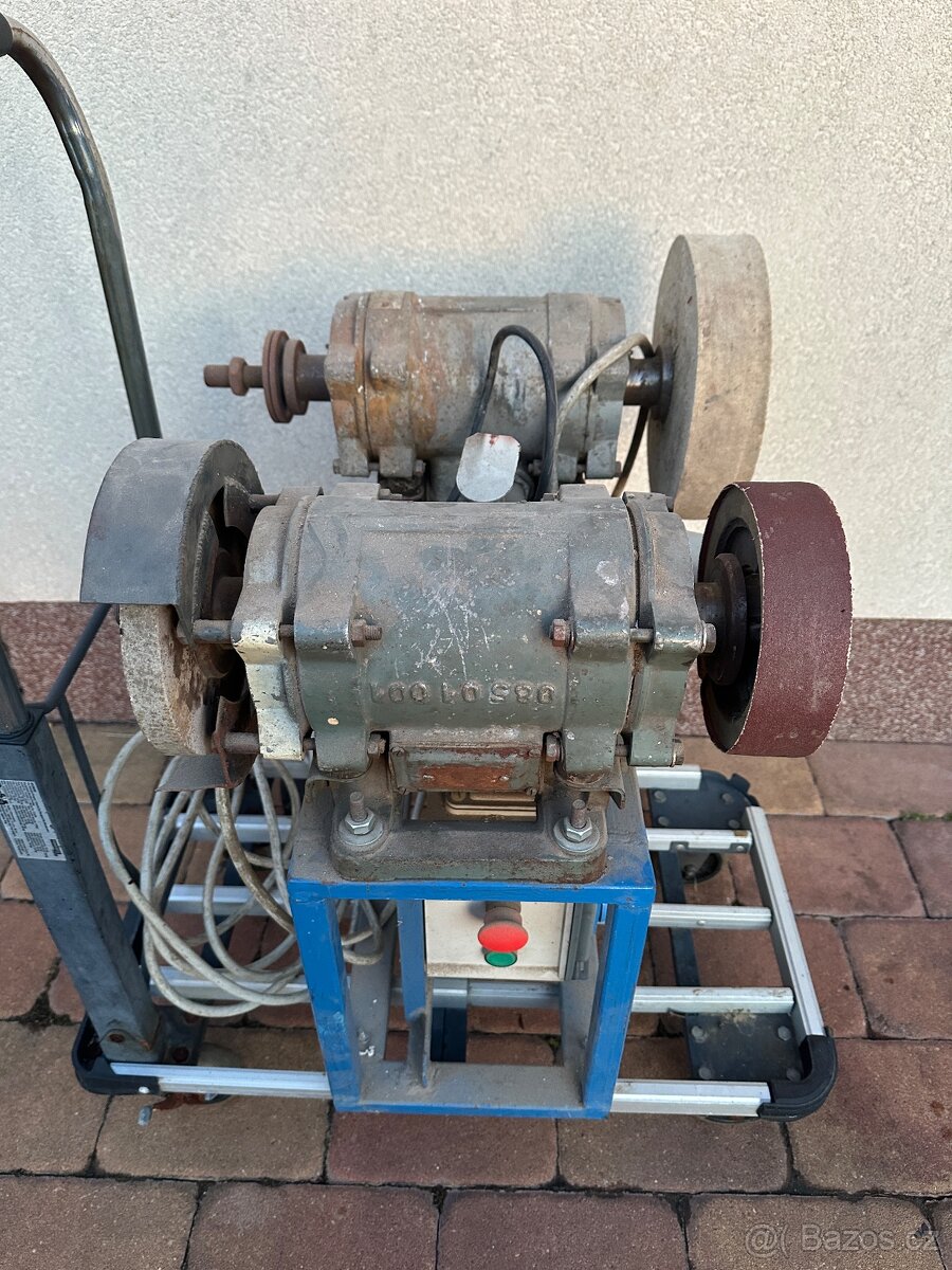 Dvoukotoučová bruska - 2