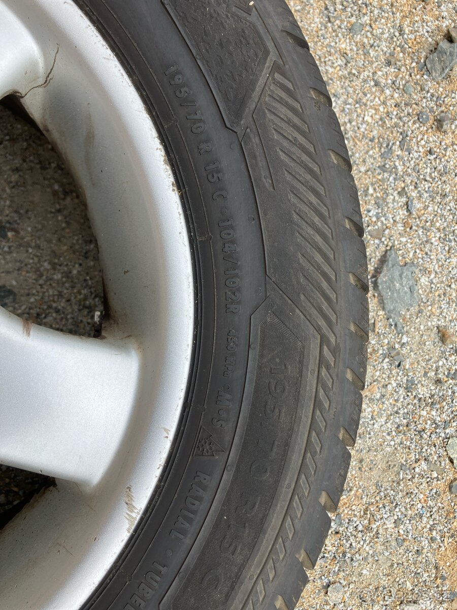 Zimní sada kol VW Transporter T4 195/70 R15 - 2