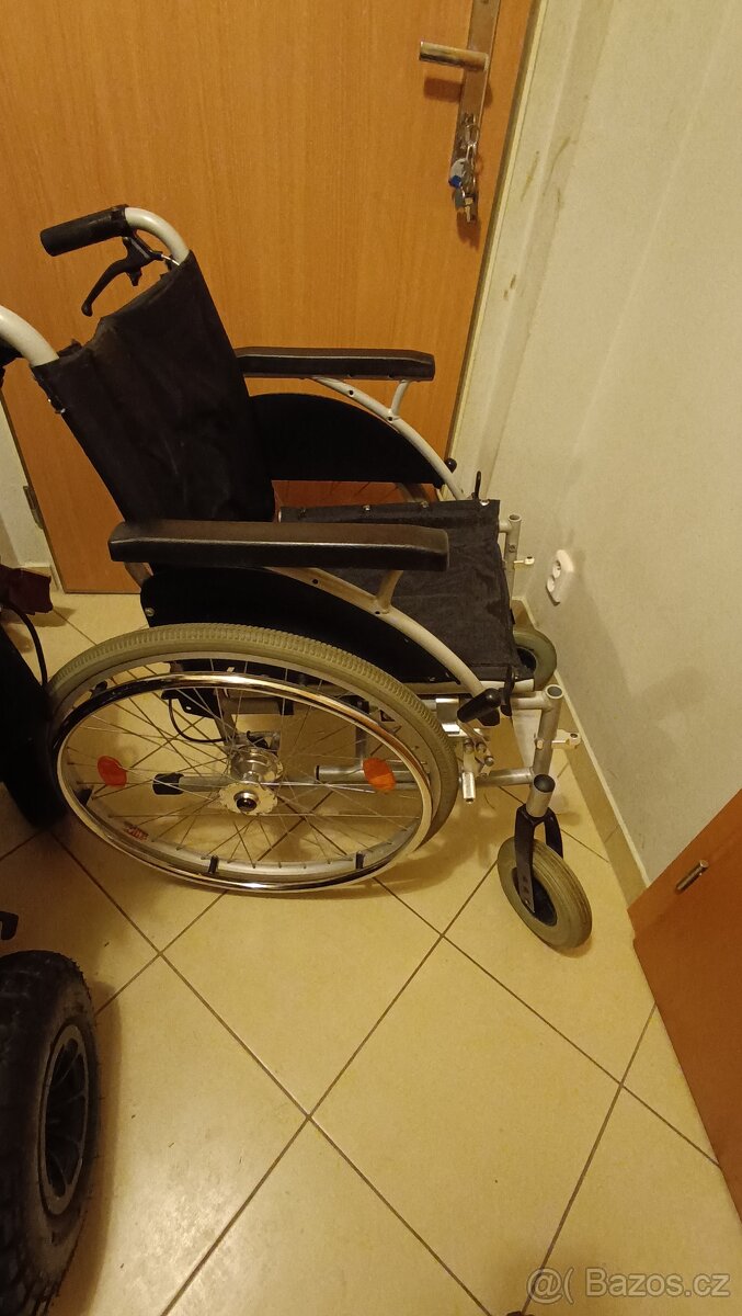Invalidní vozík - 2