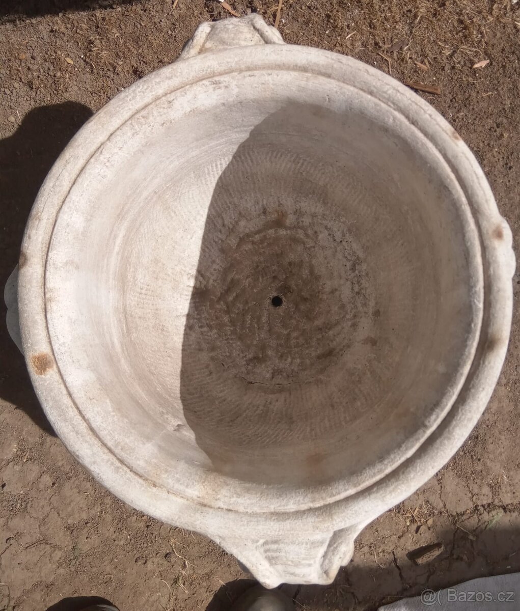 Betonové květináče - 2