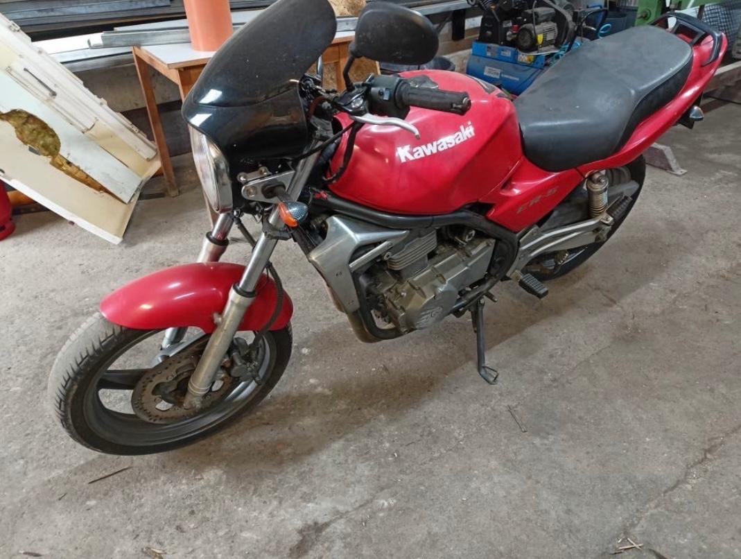 Kawasaki ER 500 - 2
