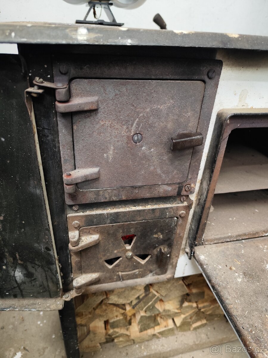 Sporáková kamna + čert a truba - 2