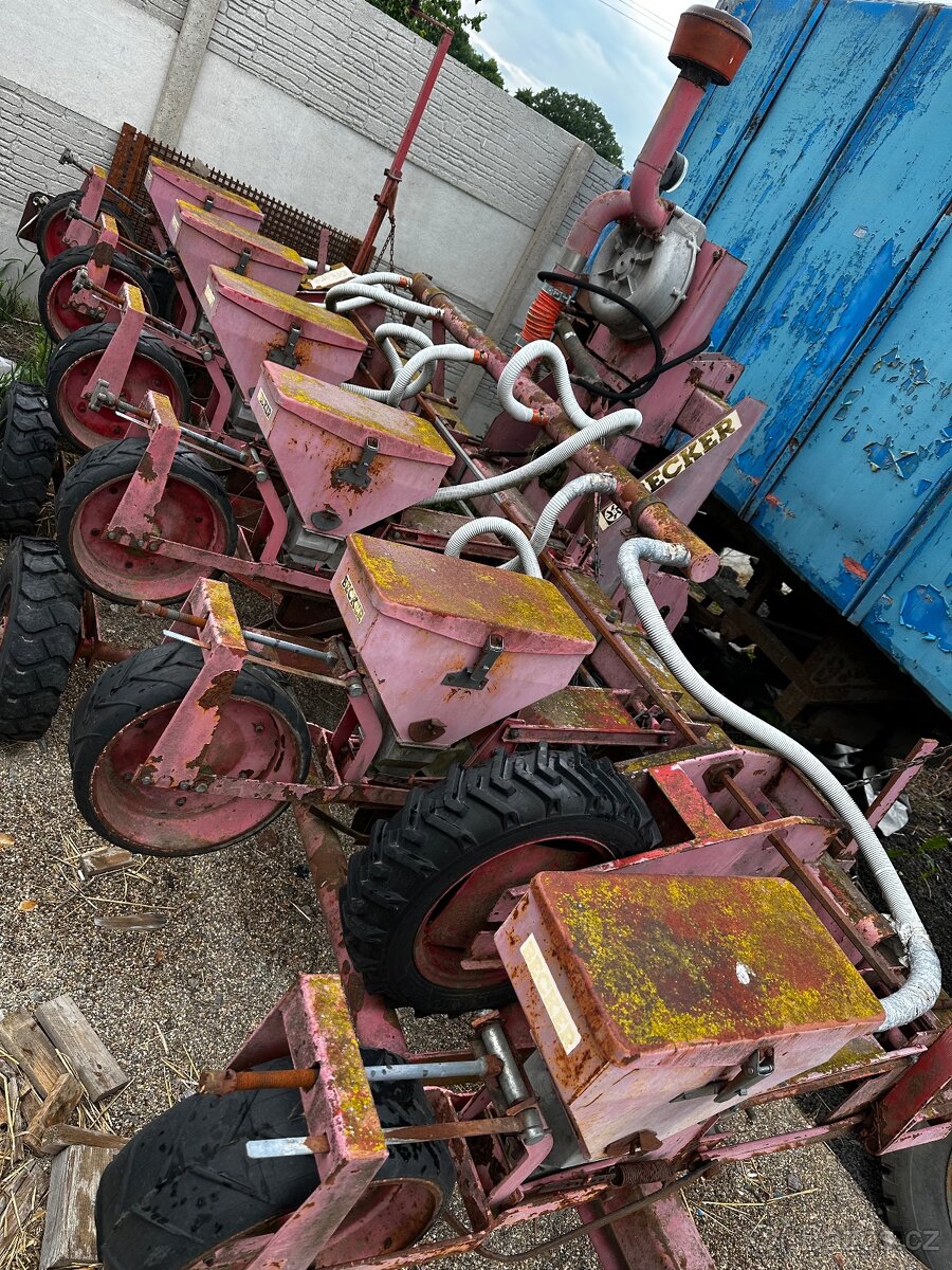 Secí stroj becker - 2