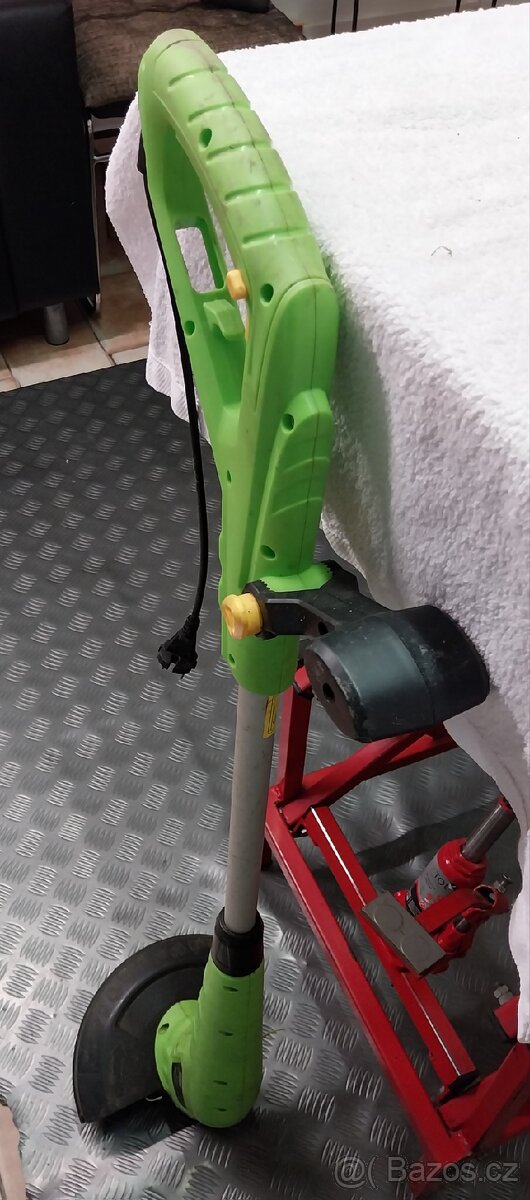 Elektrická strunová sekačka Fieldmann FZS 2306-E - 2