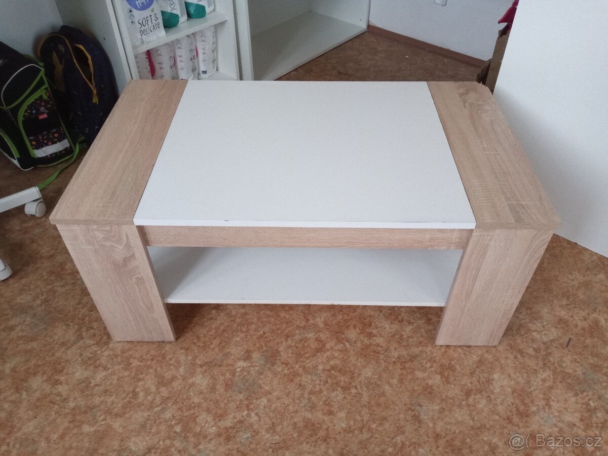 Konferenční stolek a noční stolky - 2