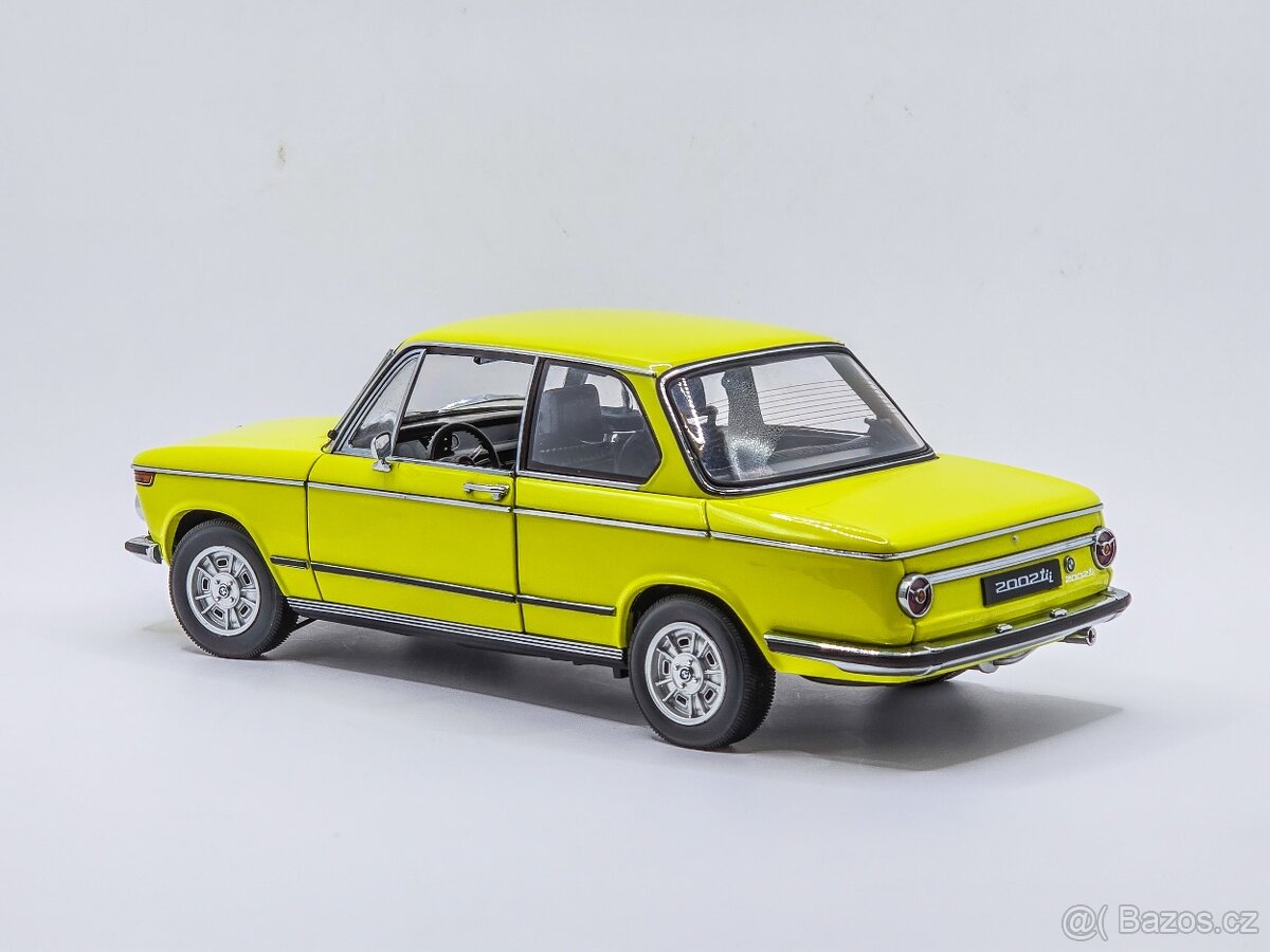 BMW 2002 Tii 1:18 Autoart - 2