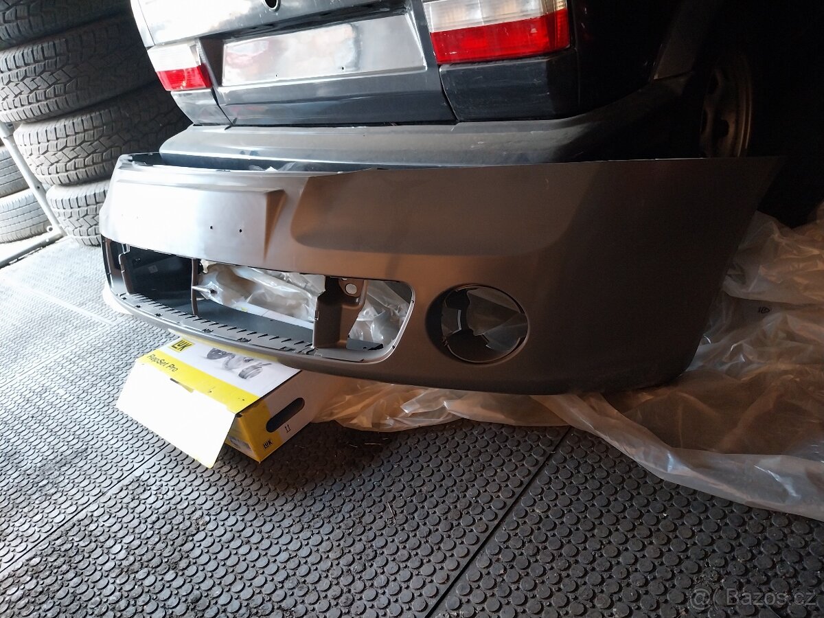 Škoda Octavia 2 RS - nárazník - 2