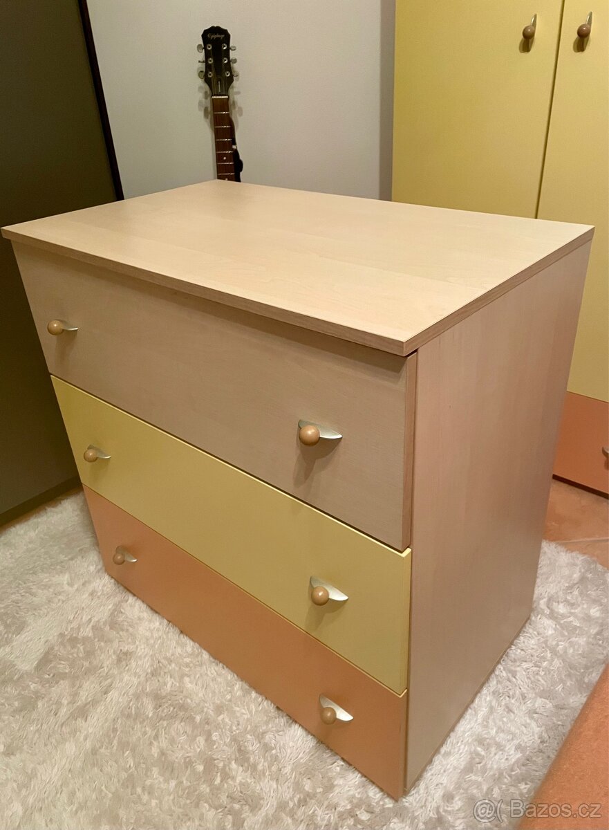 Skříň a komoda - 2