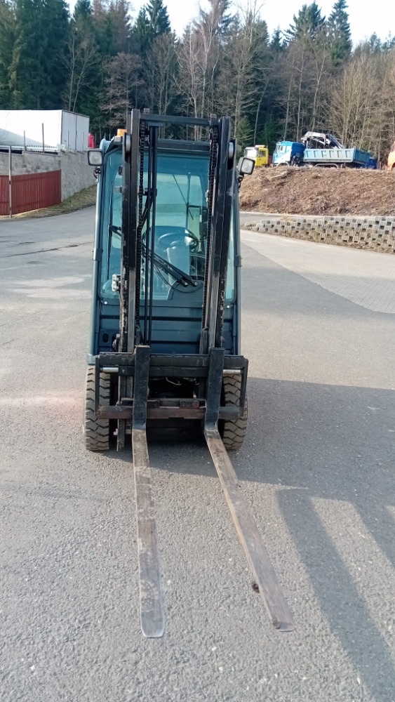 Vysokozdvižný vozík Toyota - 2