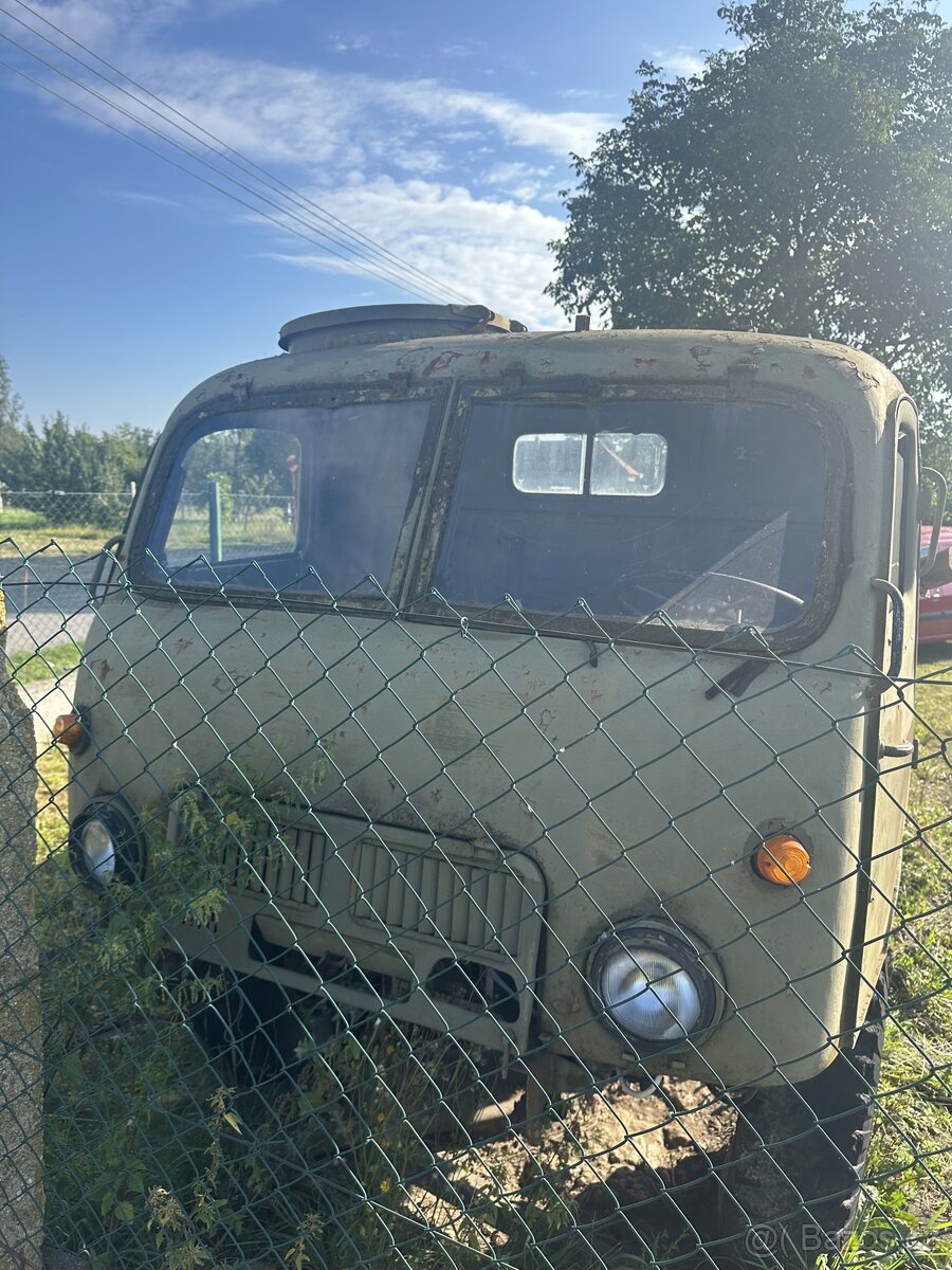 Tatra 805 - 2