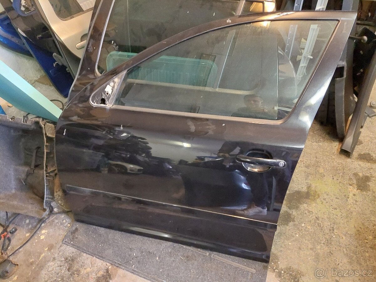 Dveře Octavia 2 barva 9910 + 9463 + 9202 + 9901 - 2