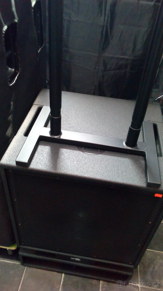 Stojany pro dva reproduktory na subwoofer 2 sady - 2