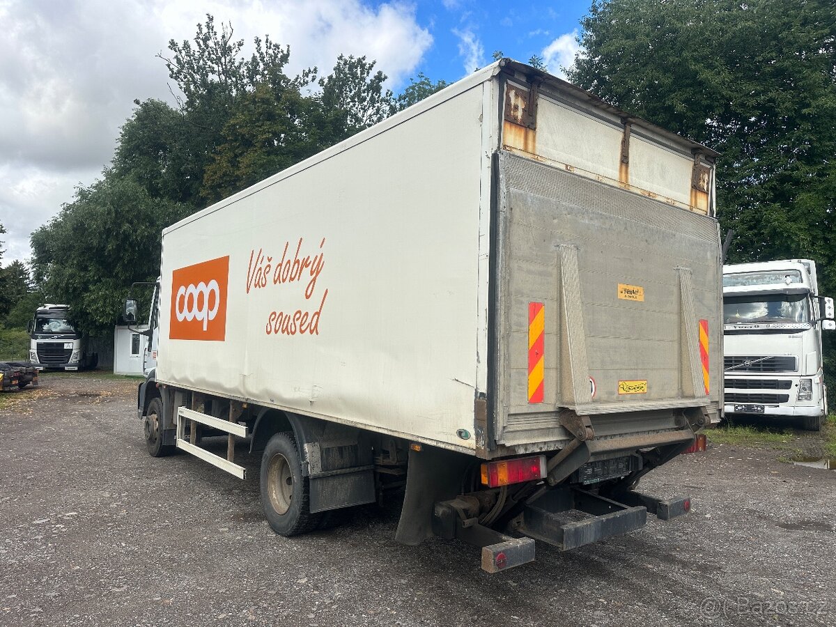 Iveco Eurocargo 160E21,Hydraulické čelo - 2