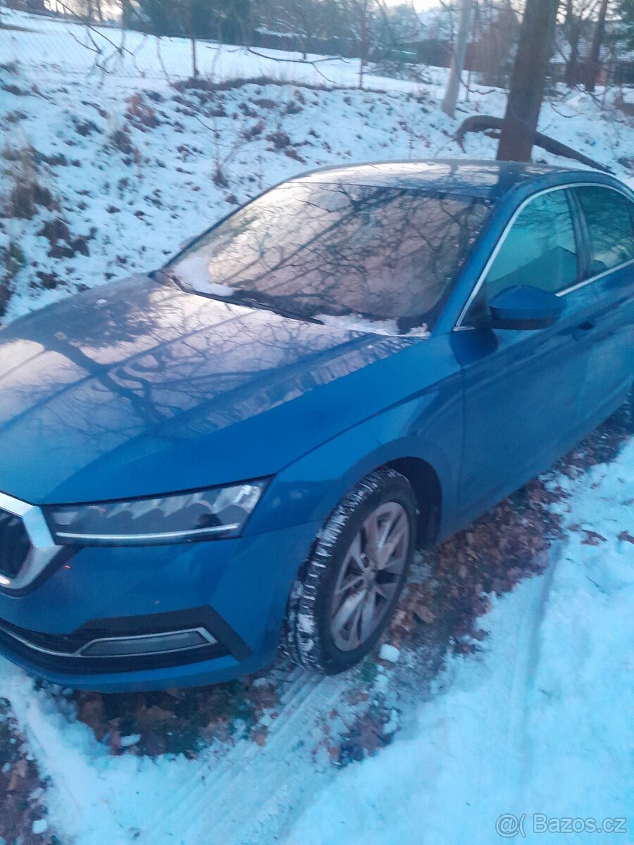 ŠKODA OCTAVIA IV 2.0TDI 110KW STYLE - 2