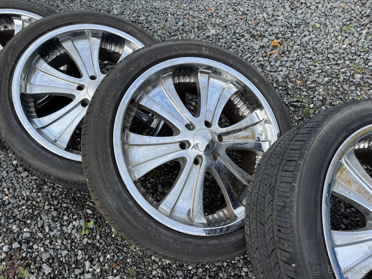 Litá kola BOSS 22" + pneu 275/40 R20 Cadillac - 2