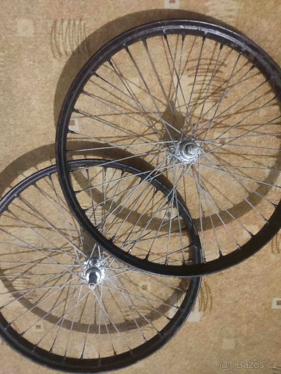 Kola na dvoukolak či moped - 2