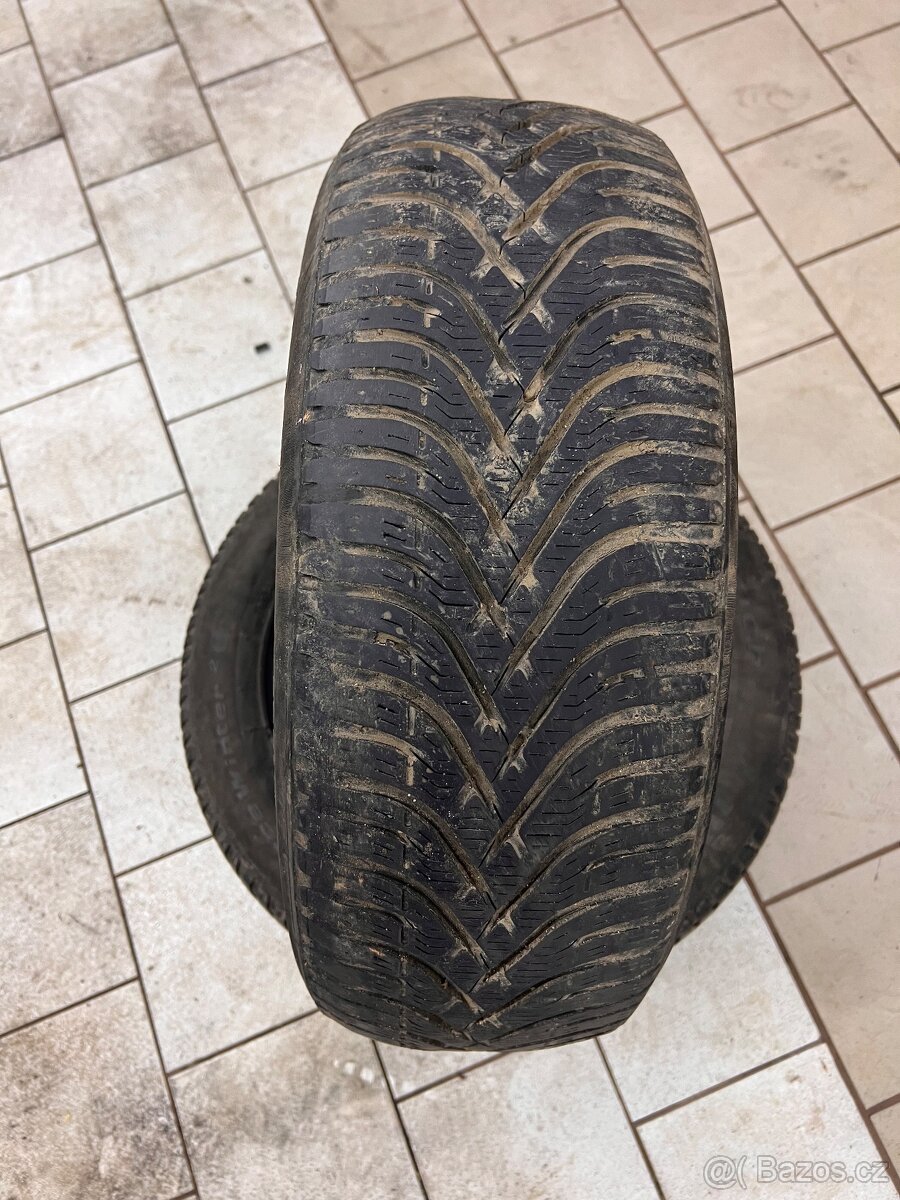 Zimní pneu 185/60 R15 - 2