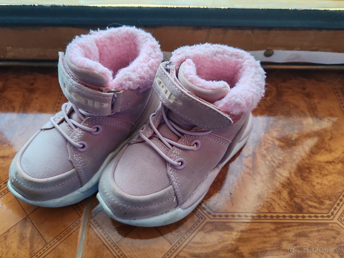 Zimní boty 22 a 23 - 2