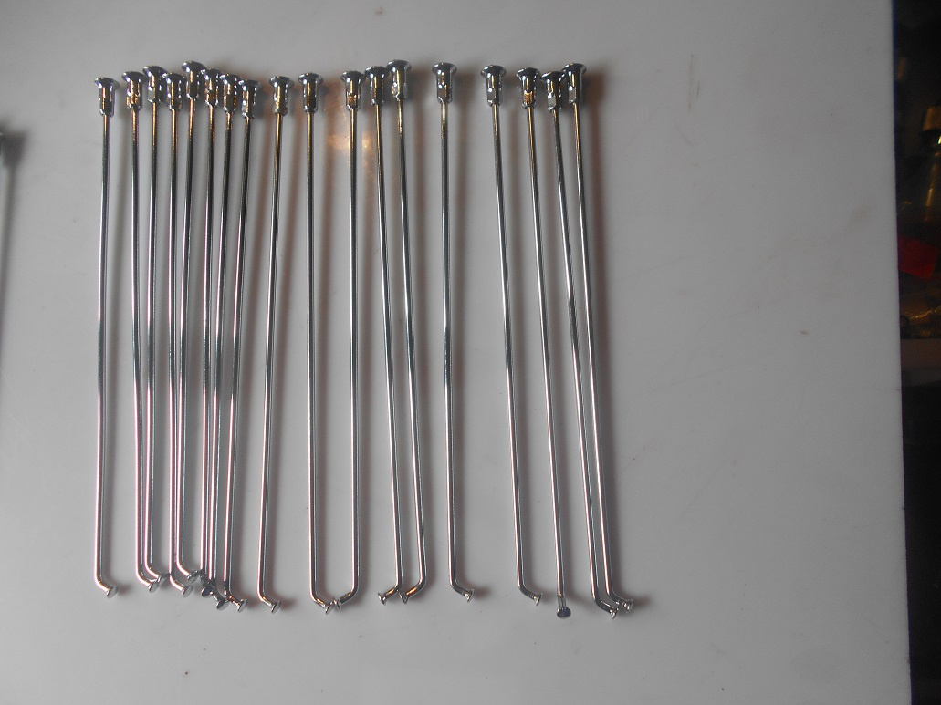 DRATY A NIPLE DO PŘEDNIHO KOLA CHROMOVANÉ - 2