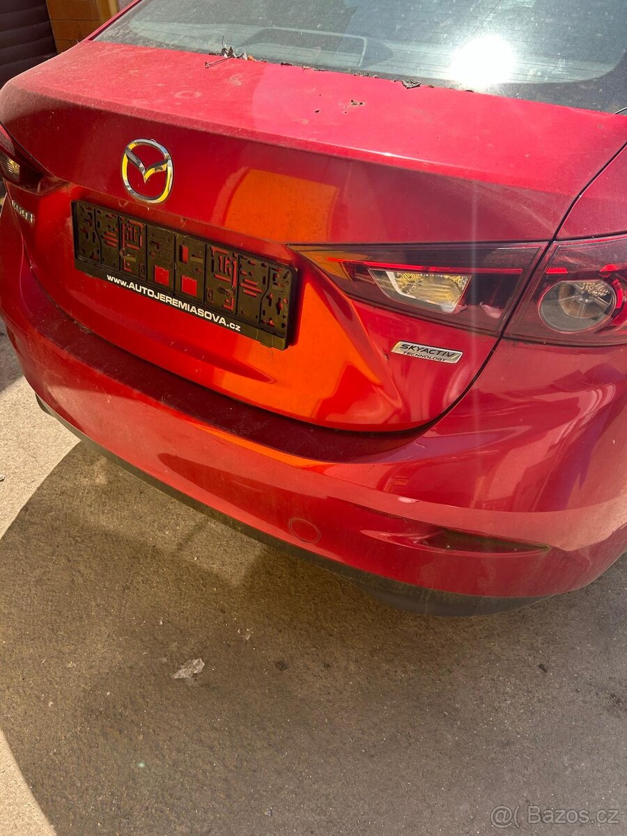 Mazda 3 1.5 - 2