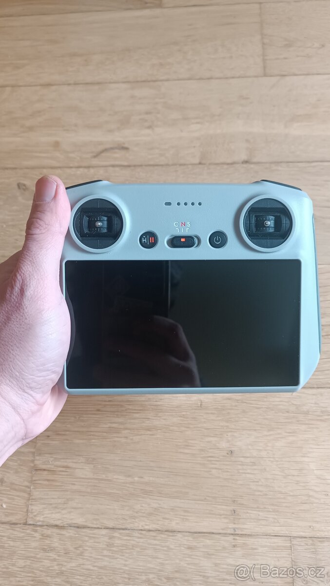 DJI RC - Ovladač k dronu s pouzdrem - 2