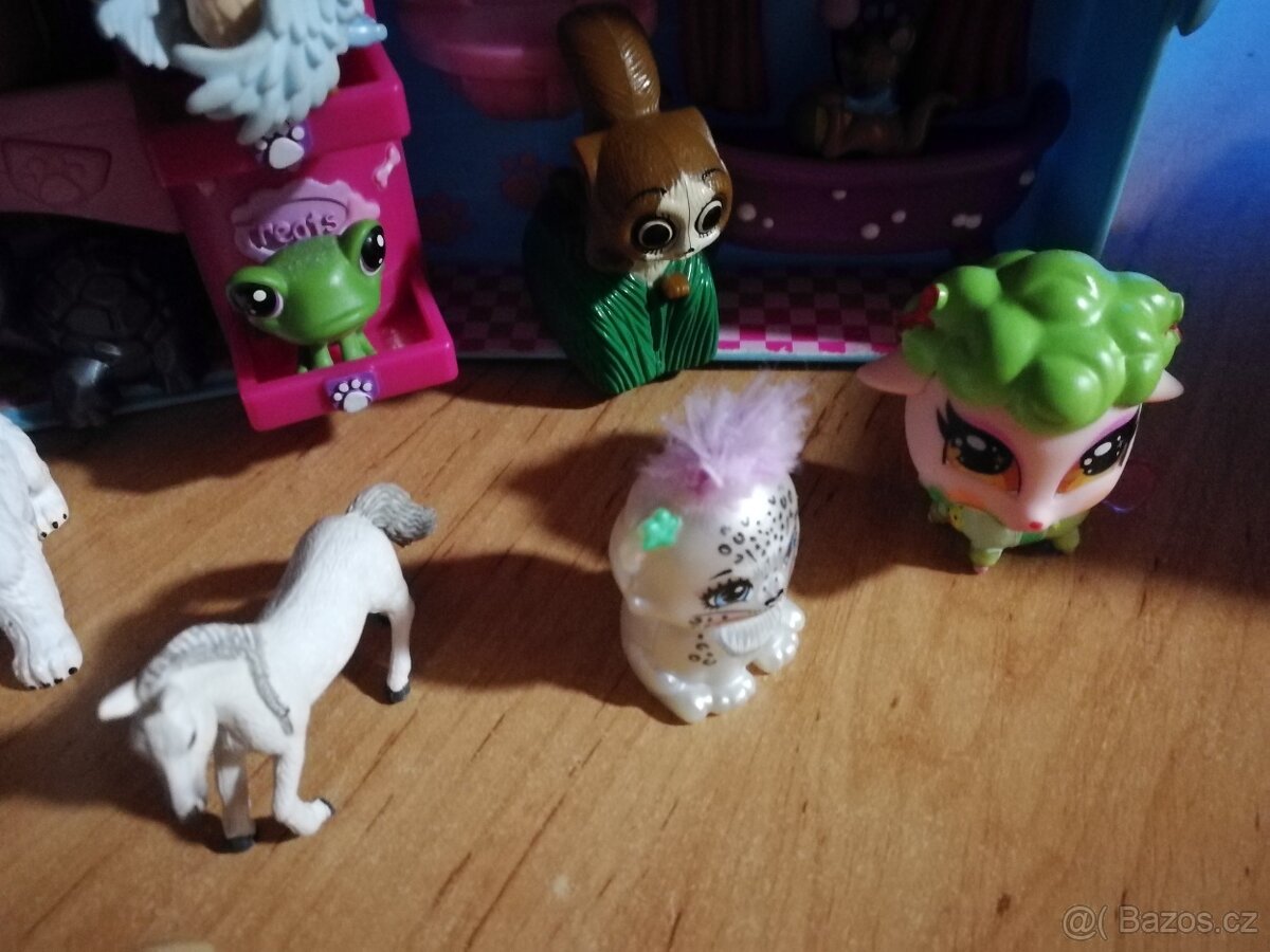 Domečky pro zvířátka - 2