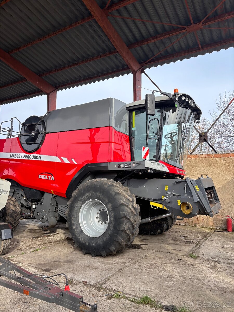 Kombajn Massey Ferguson Delta 9380 - 2