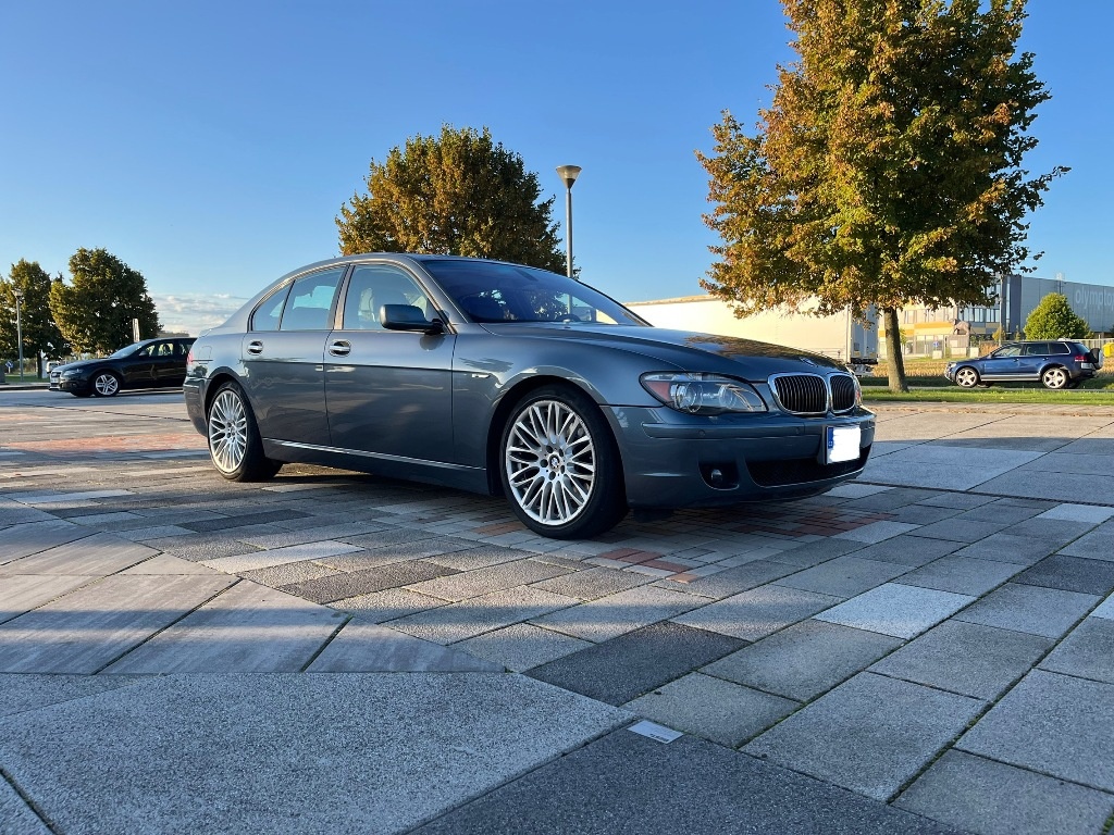 Prodám BMW 750i, E65, rok výroby 2008 - 2