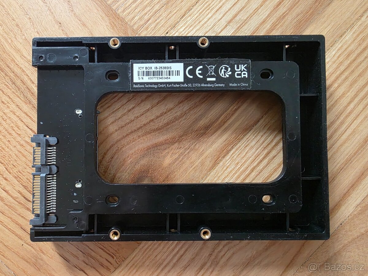 ICY BOX IB-2538StS rámeček 2,5" SSD/HDD do 3,5" pozice - 2