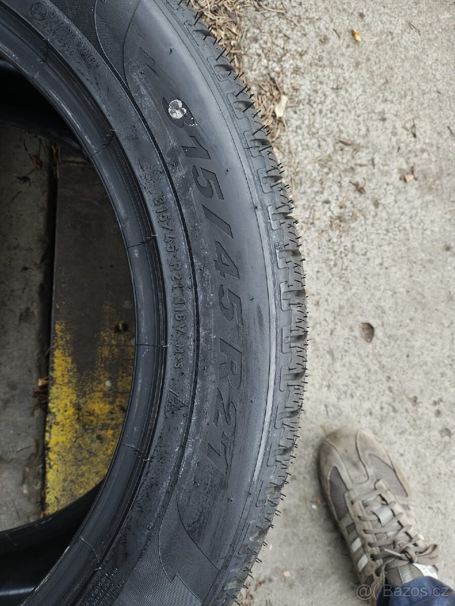 Pneu kola zimní 315/45 R21 Pirelli - 2