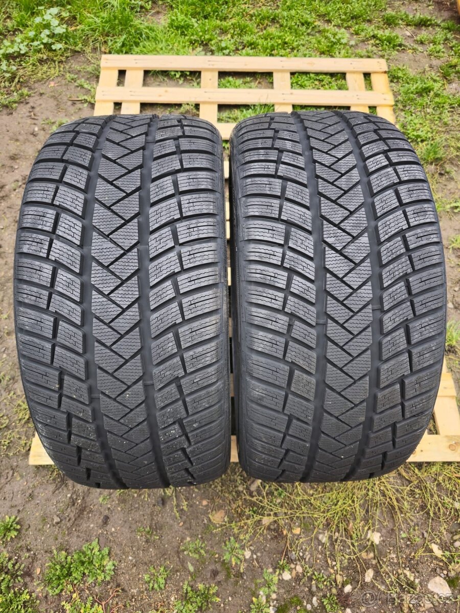 Zimní pneu 285/35 R22 XL 106Y WINTRAC PRO+ VREDESTEIN