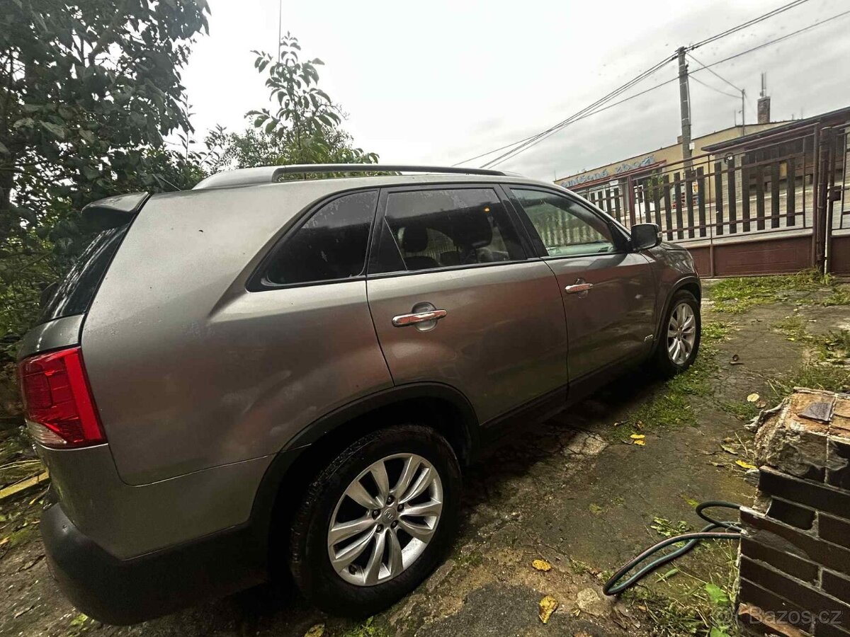 Kia Sorento výborný stav - 2