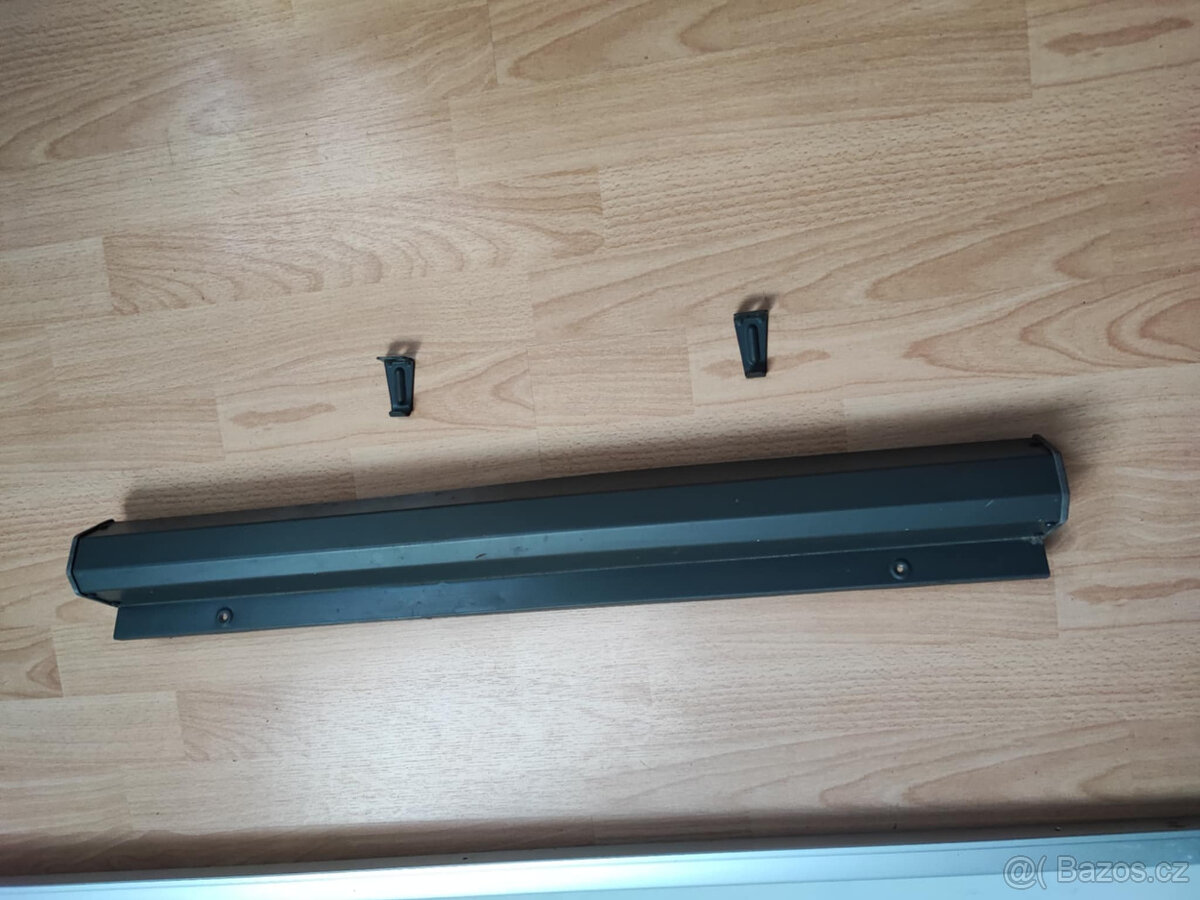 Zatemňovací a předokenní rolety na střešní okna KUBESO - 2