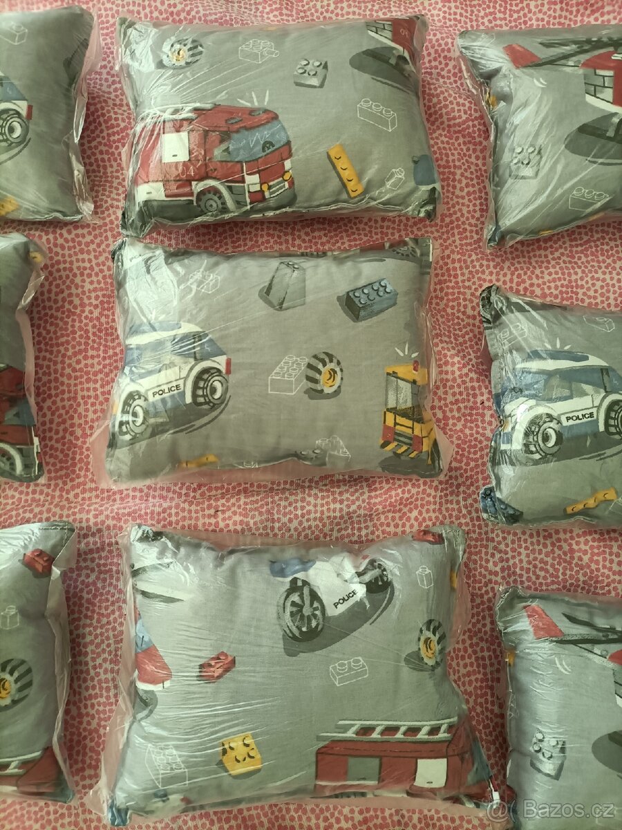 Polštářek, děti, lego, auta - 2