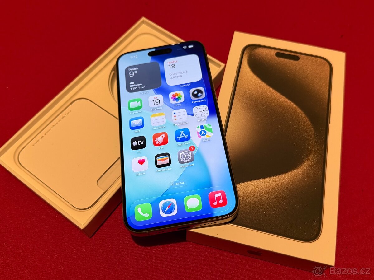 Apple iPhone 15 Pro Max 256GB přírodní titan + 3 kryty - 2