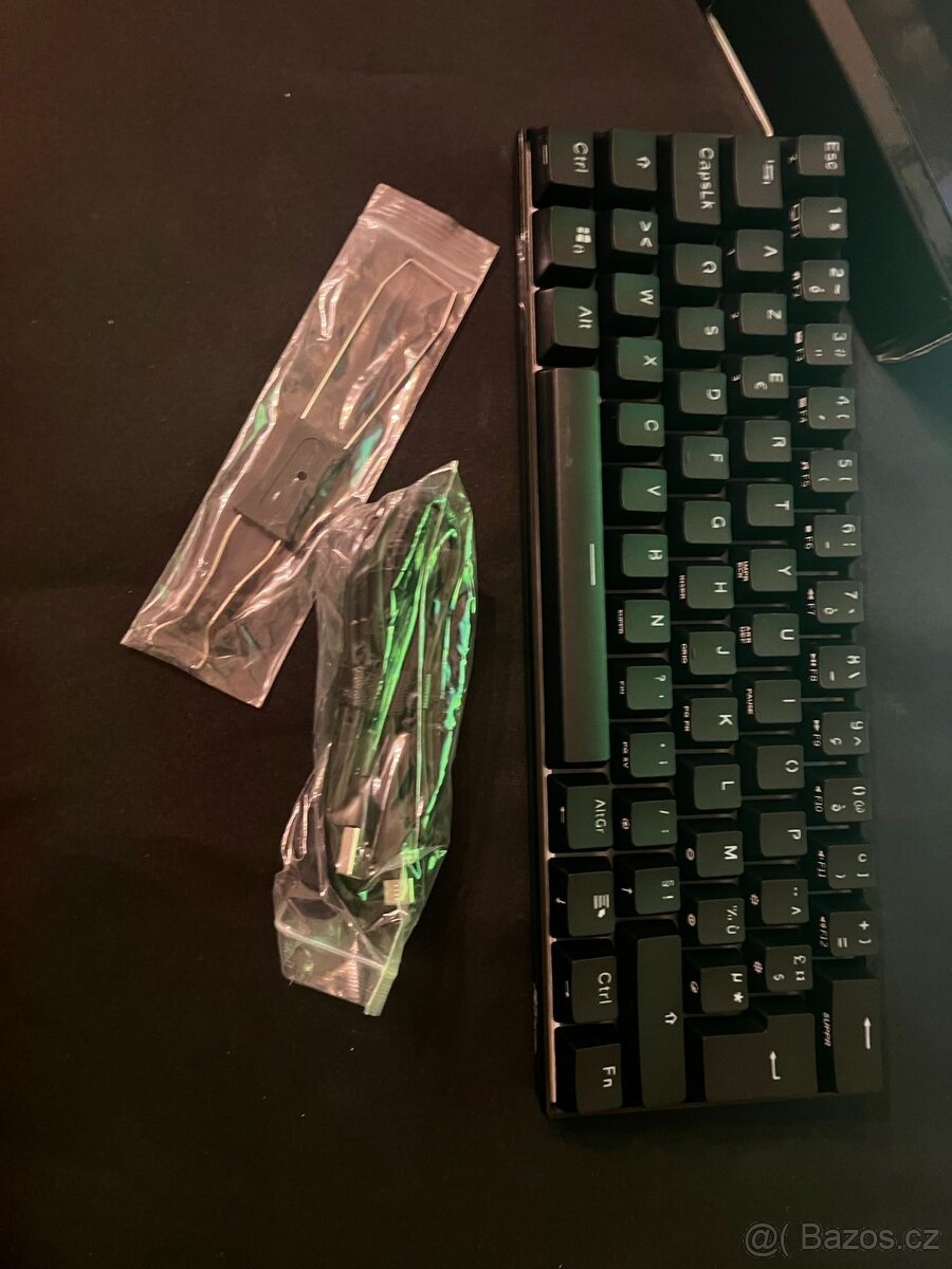 RK61 – 60% bezdrátová/drátová herní mechanická klávesnice - 2