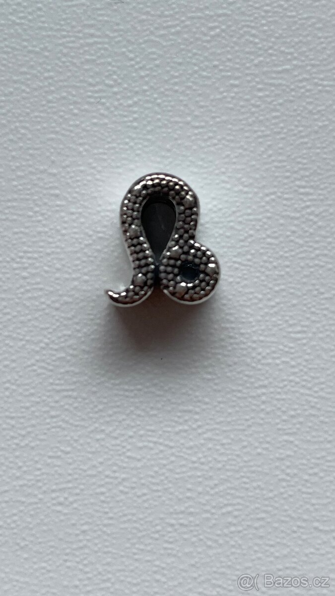 PANDORA přívěšky - 2