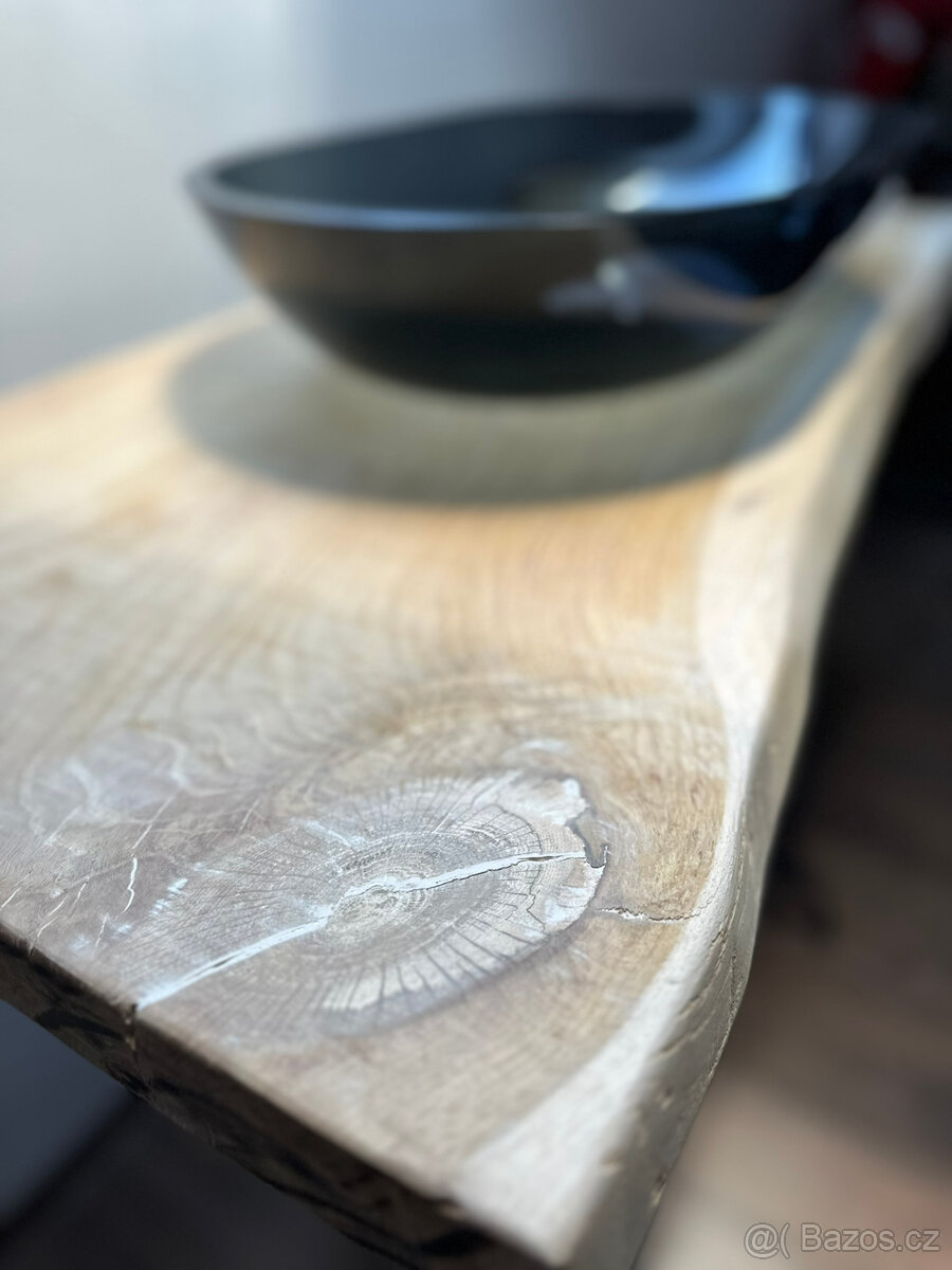 Koupelnový stolek + umyvadlo - 2