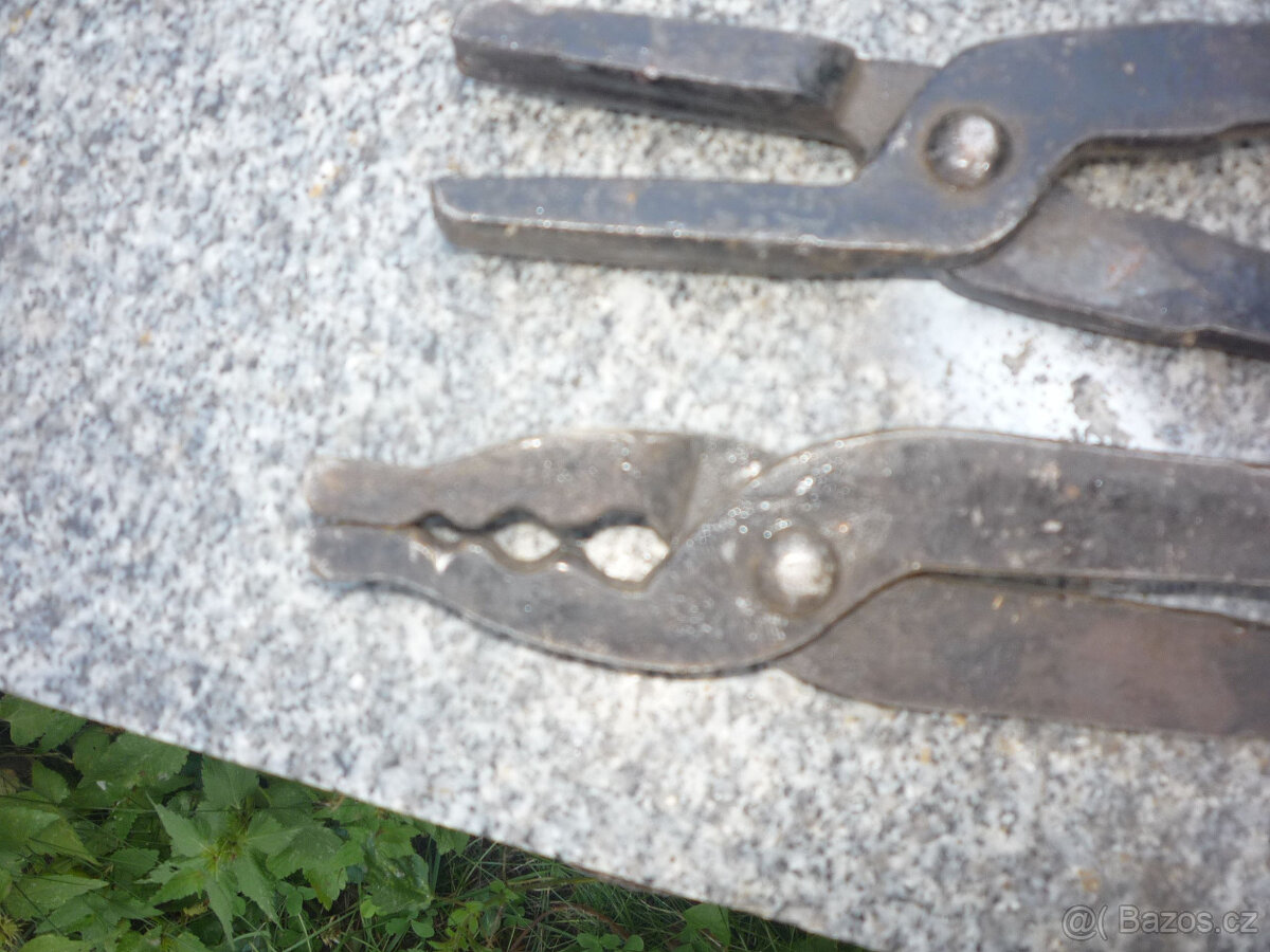 Kleště pro kováře - 2