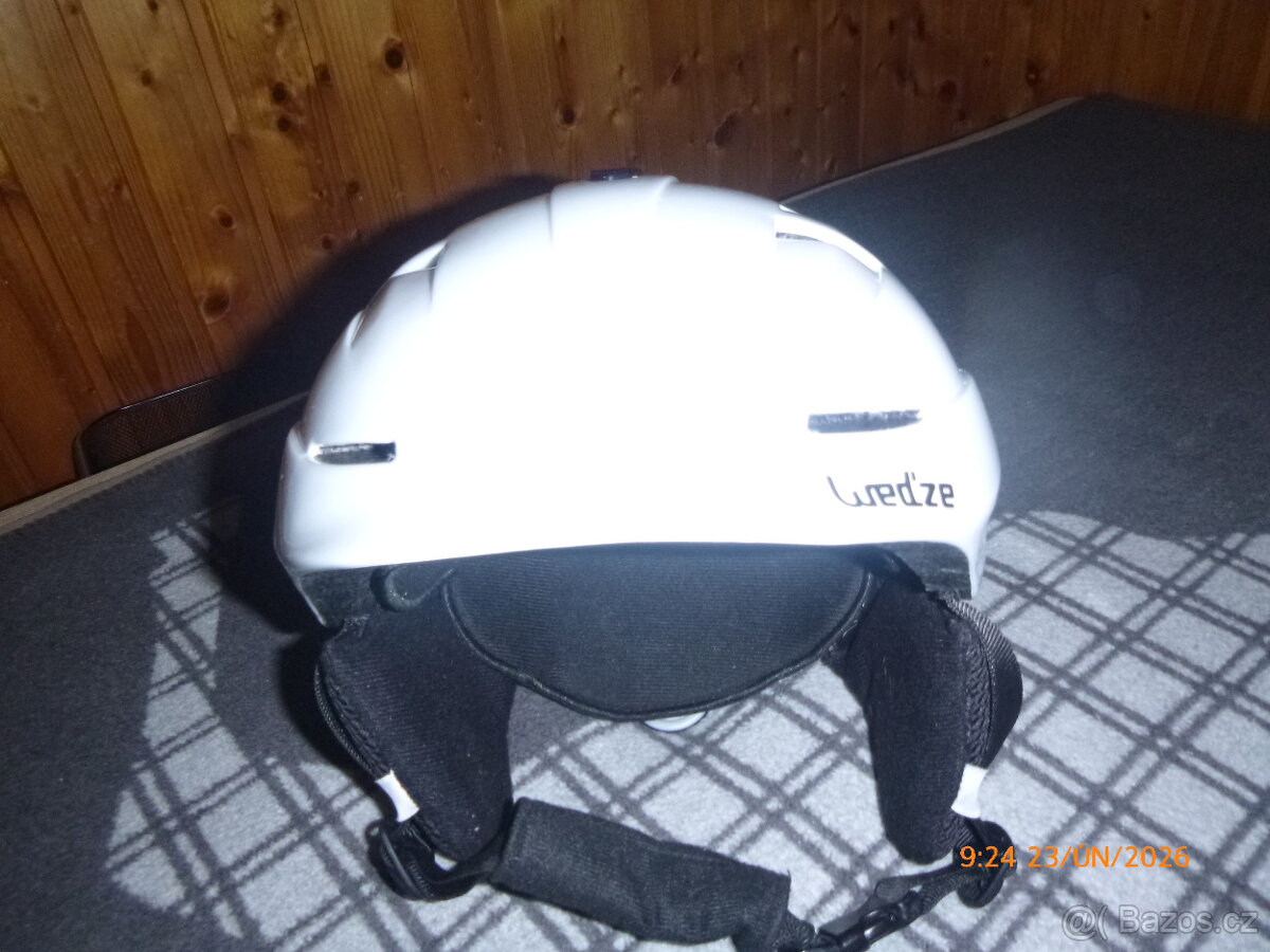 Prodám lyžařskou přilbu - 2