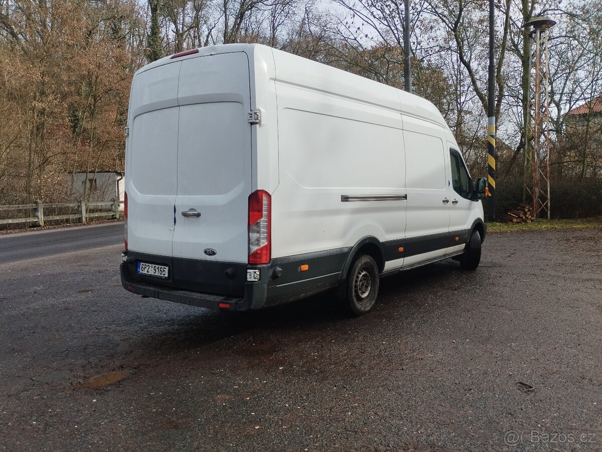 Prodám Ford transit rok 2014 obsah 2'2 92 kW - 2