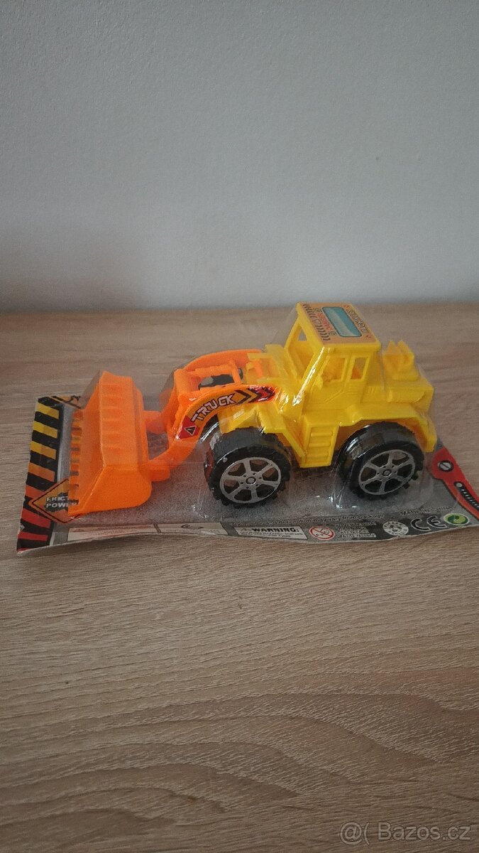 Nová autíčka od 55Kc, vše 250Kc - 2