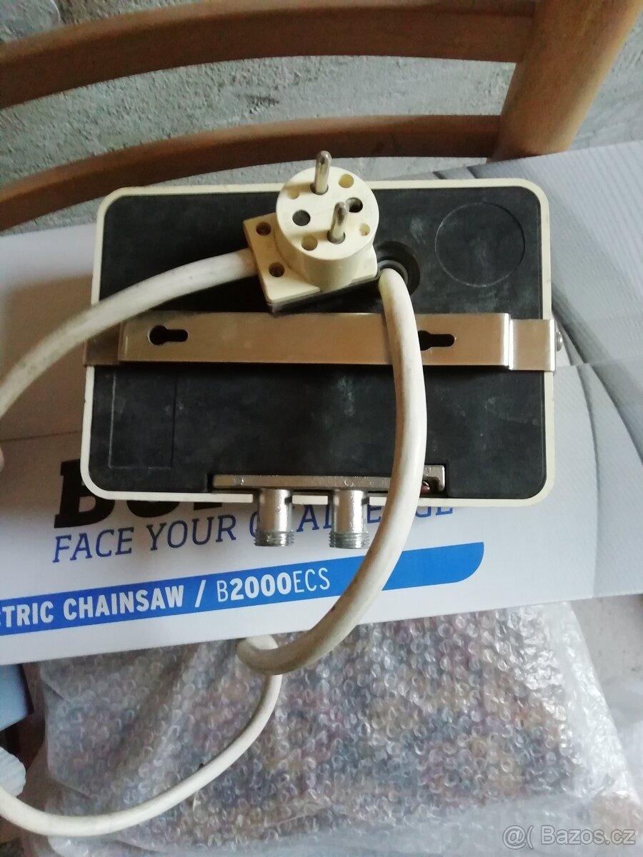 Průtokový ohřívač vody 4kW 220v - 2