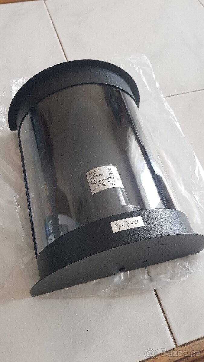 Venkovní nástěnné svítidlo DARIL 1 – EGLO 98718
- 2