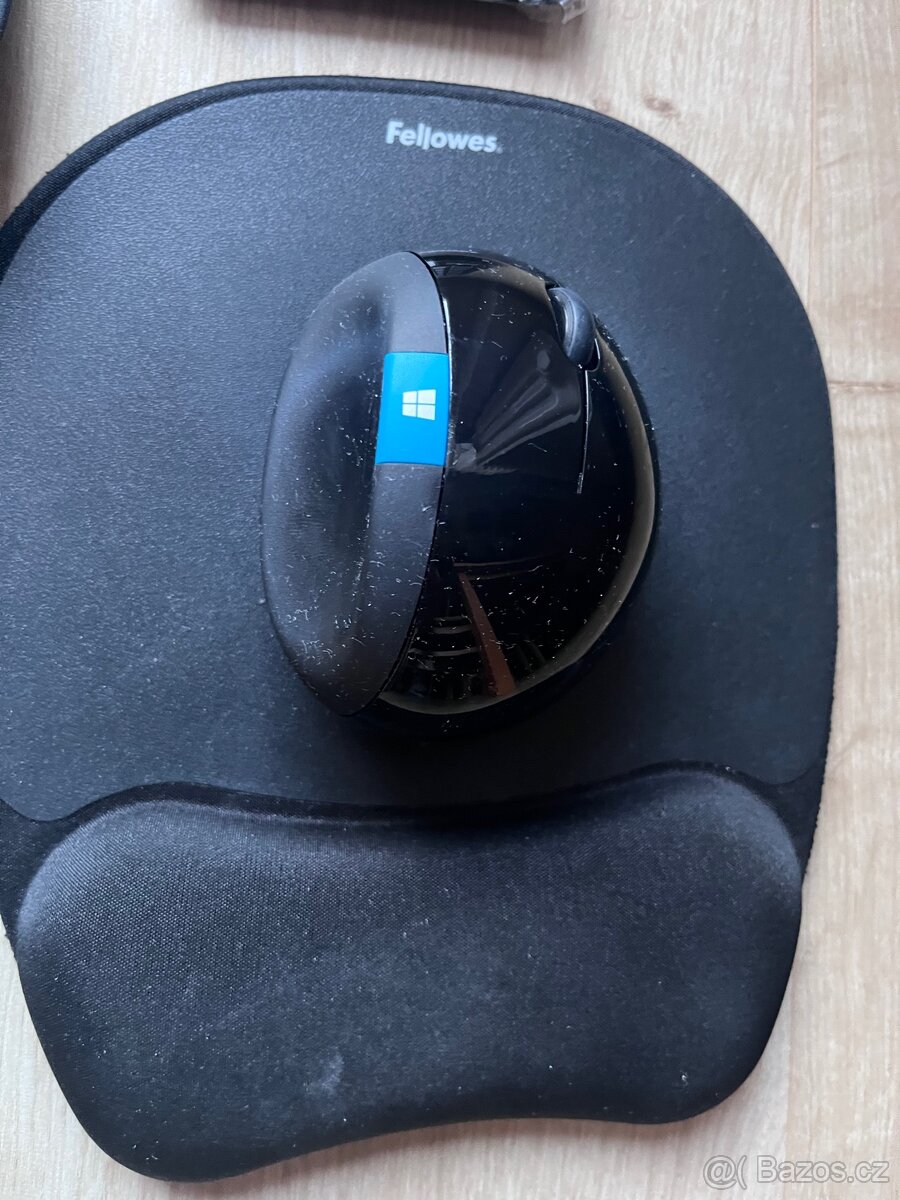 Ergonomická klávesnice Microsoft - 2