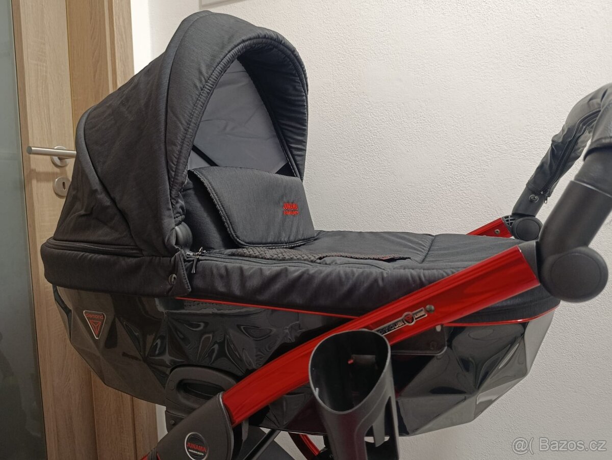 Kočárek 2v1 Junama individual - 2